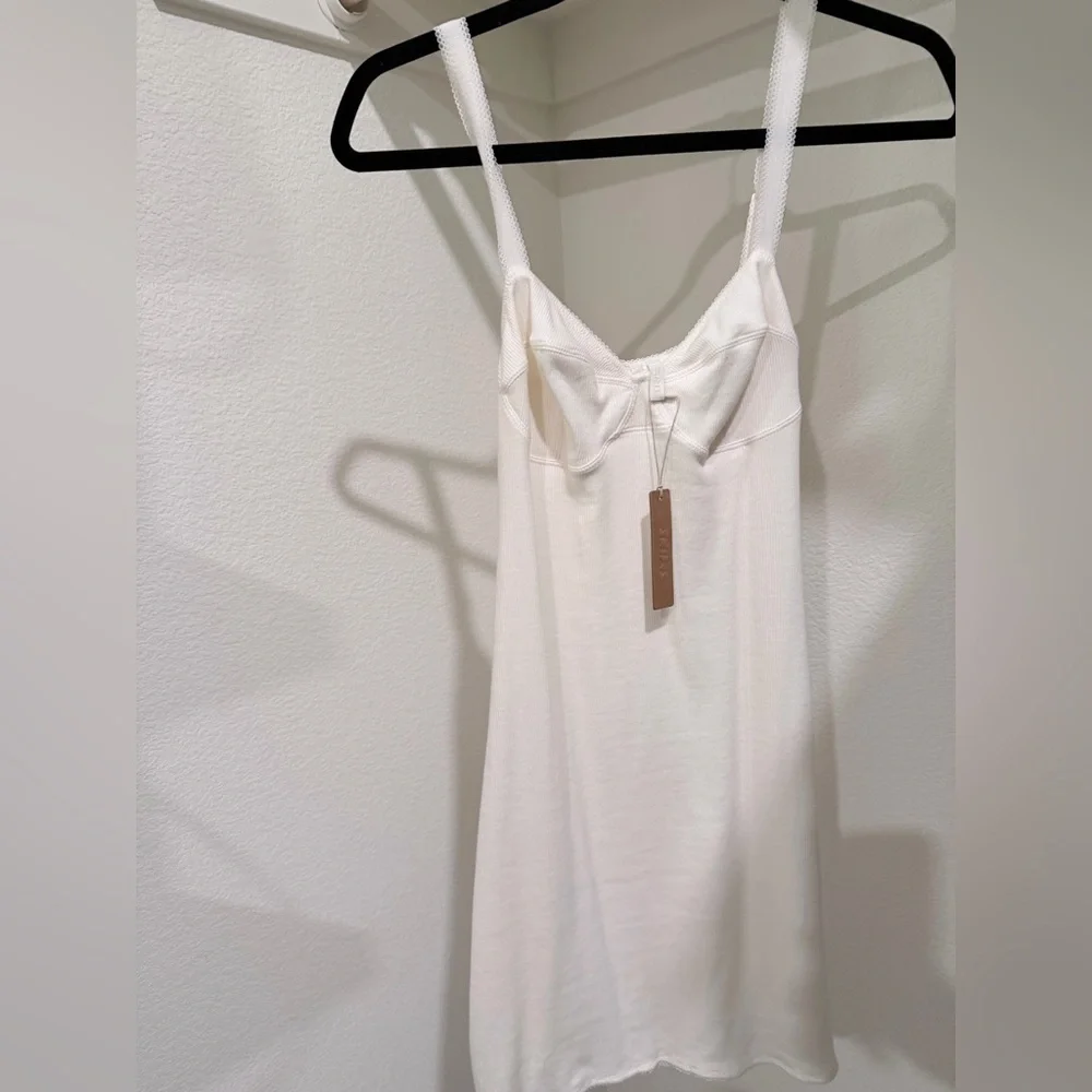 SKIMS -
COTTON RIB PICOT CAMI MINI DRESS - Picture 1 of 3